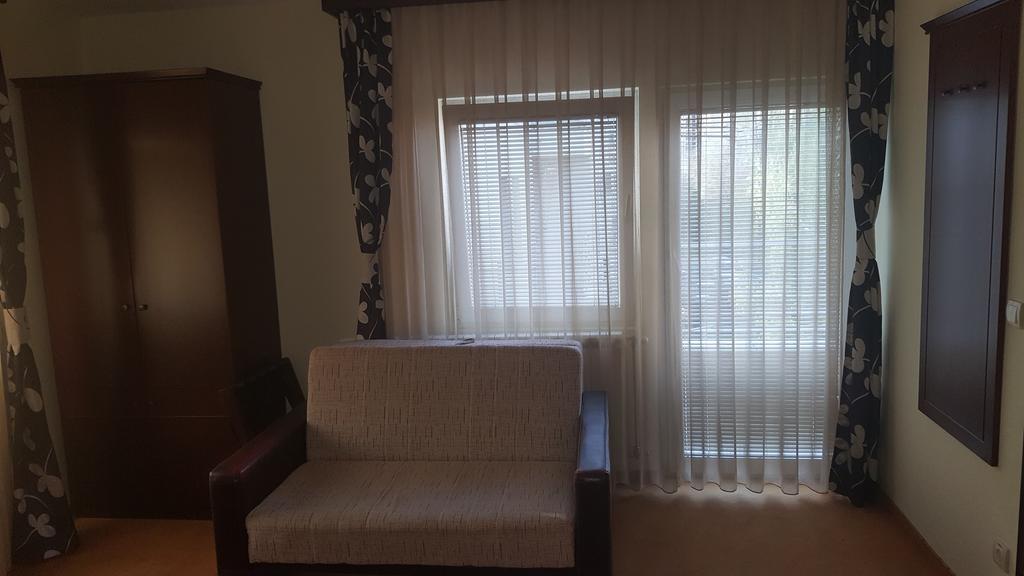 Garni Hotel Contact Beograd Eksteriør billede