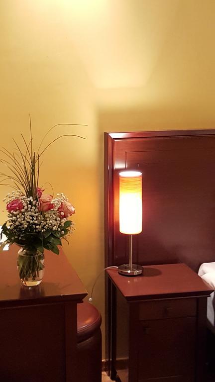 Garni Hotel Contact Beograd Eksteriør billede