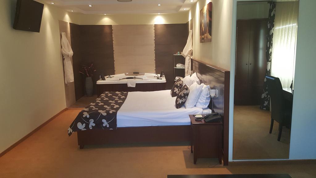 Garni Hotel Contact Beograd Eksteriør billede