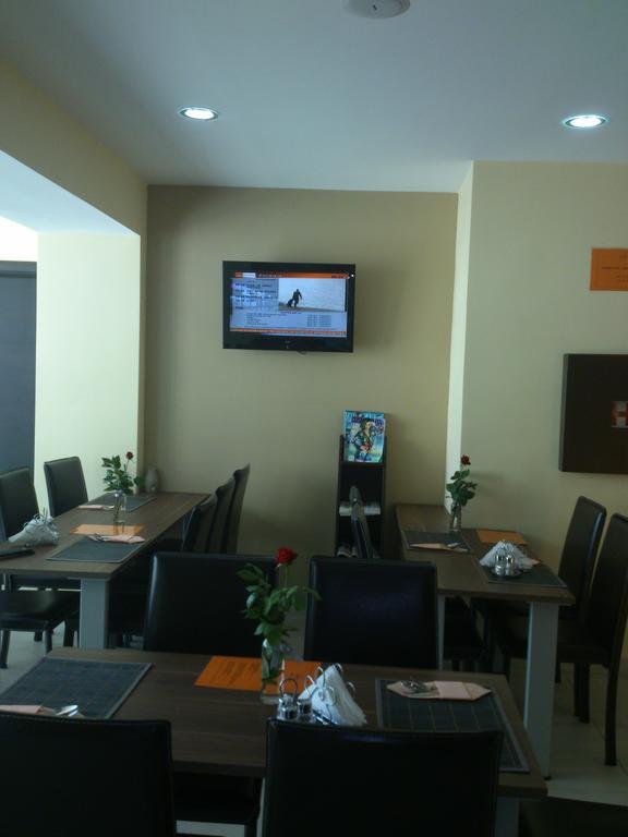 Garni Hotel Contact Beograd Eksteriør billede